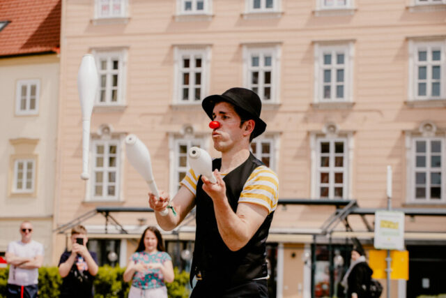 Ein Clown, der mehr gibt als Lacher – Marijan Raunikar als Bohumil.